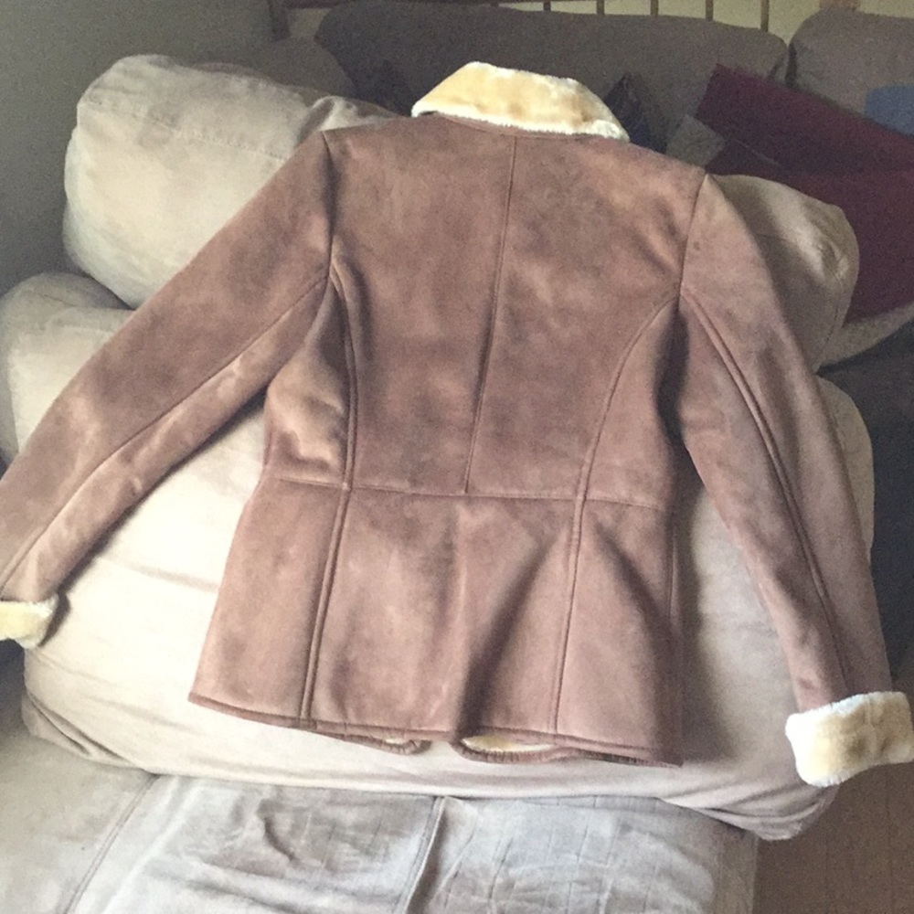 100% Polyester Jacket - Picture 2 of 3